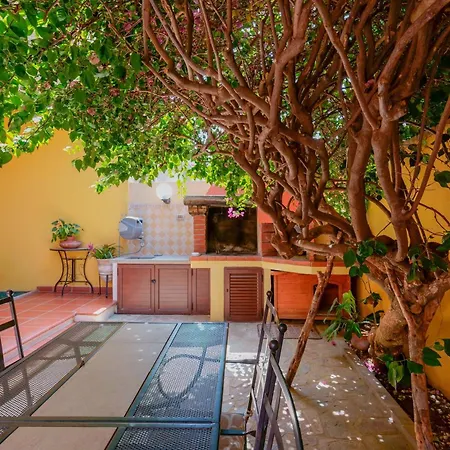 Il Piccolo Giardino & Breakfast * Villasimius