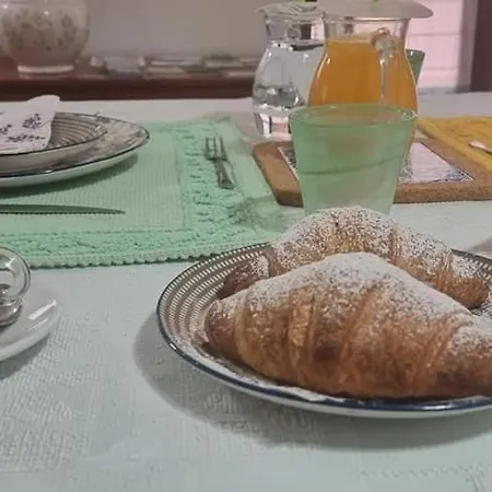 Nocleg ze śniadaniem Il Piccolo Giardino & Breakfast 4*